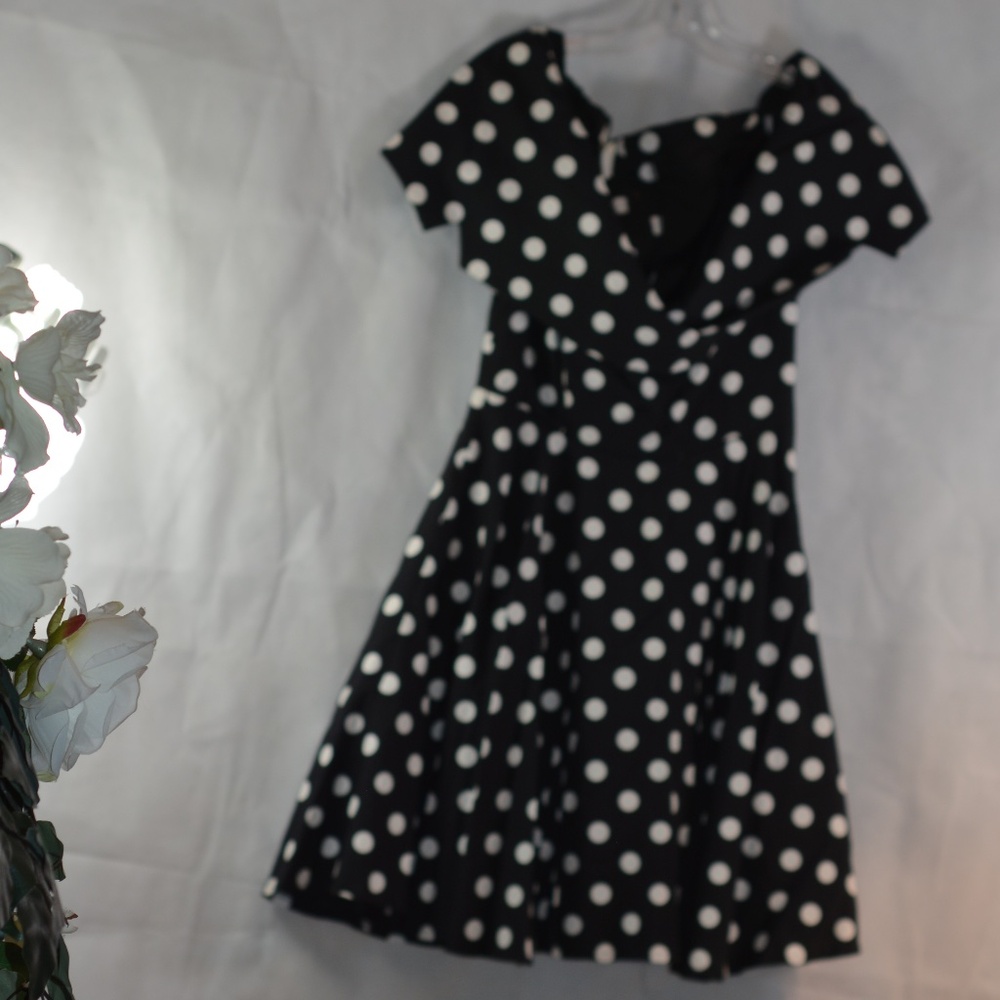 Polka Dot Dress 50's Style SZ 9/10 Le Chateau #B32A